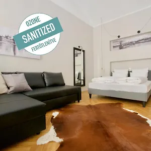 hotellátogatás